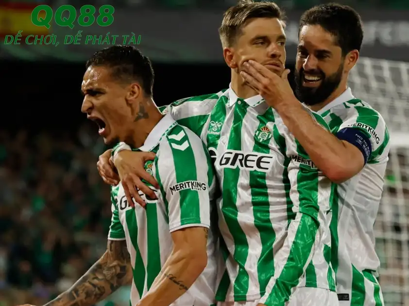 Real Betis đang rất gần với tấm vé dự cúp châu Âu vào năm sau (Ảnh: Marca) Real Betis đang rất gần với tấm vé dự cúp châu Âu vào năm sau (Ảnh: Marca)